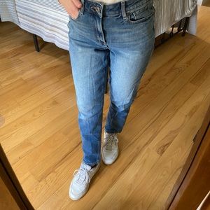 American Eagle Mom Jeans